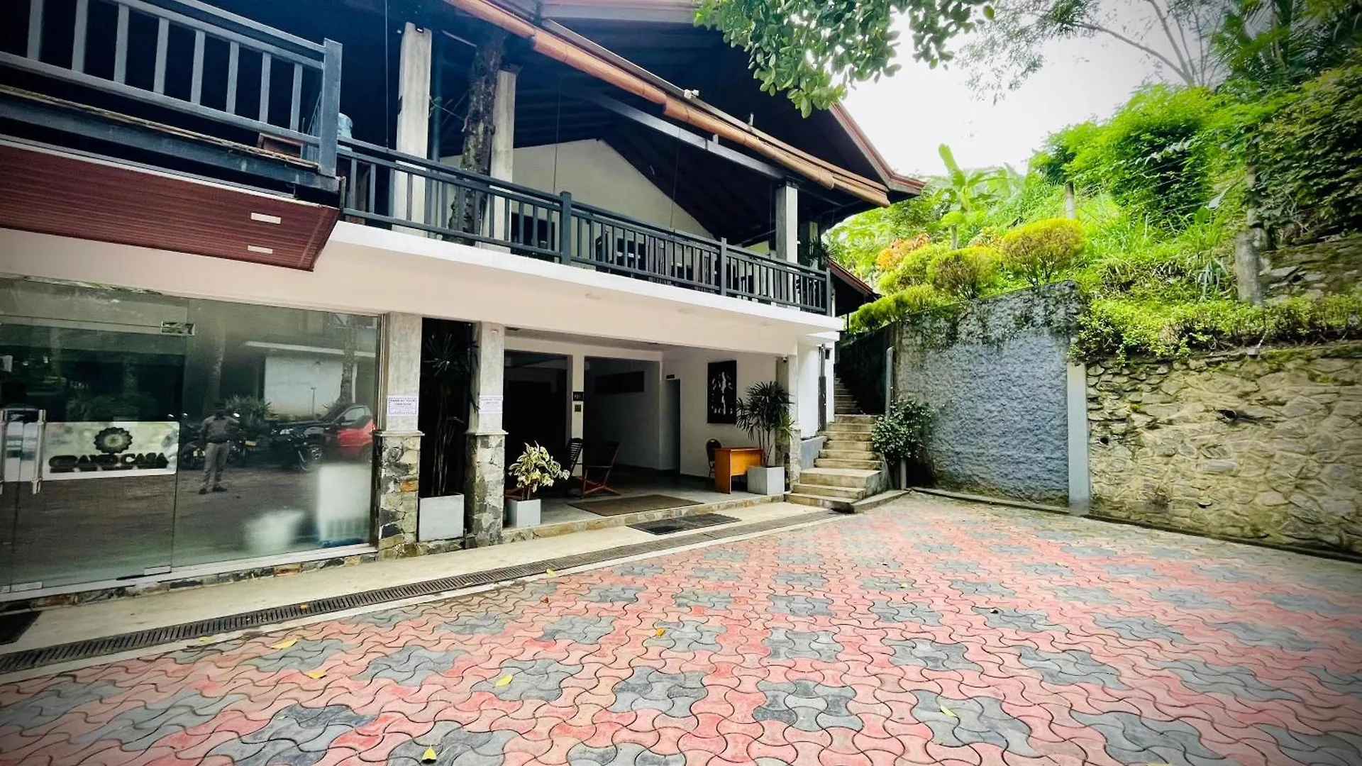 Hotel Grand Casa Kandy