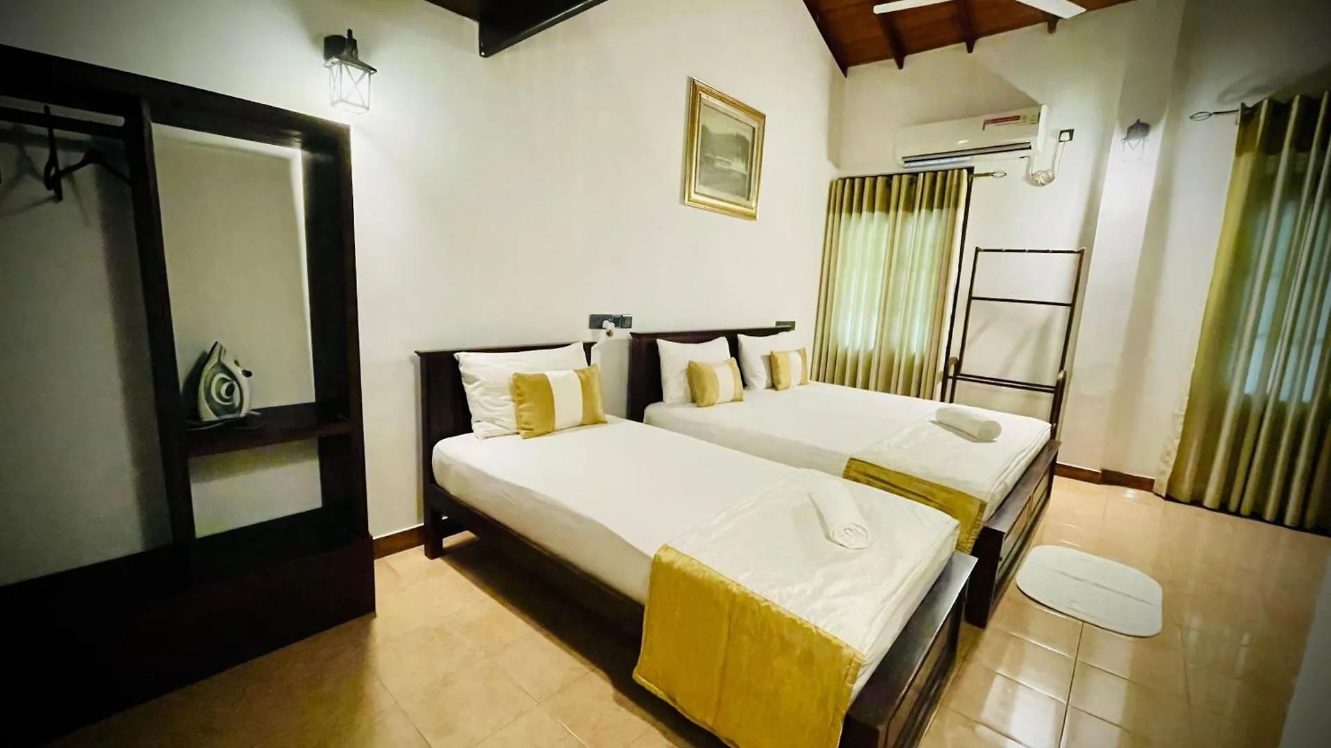 Hotel Grand Casa Kandy