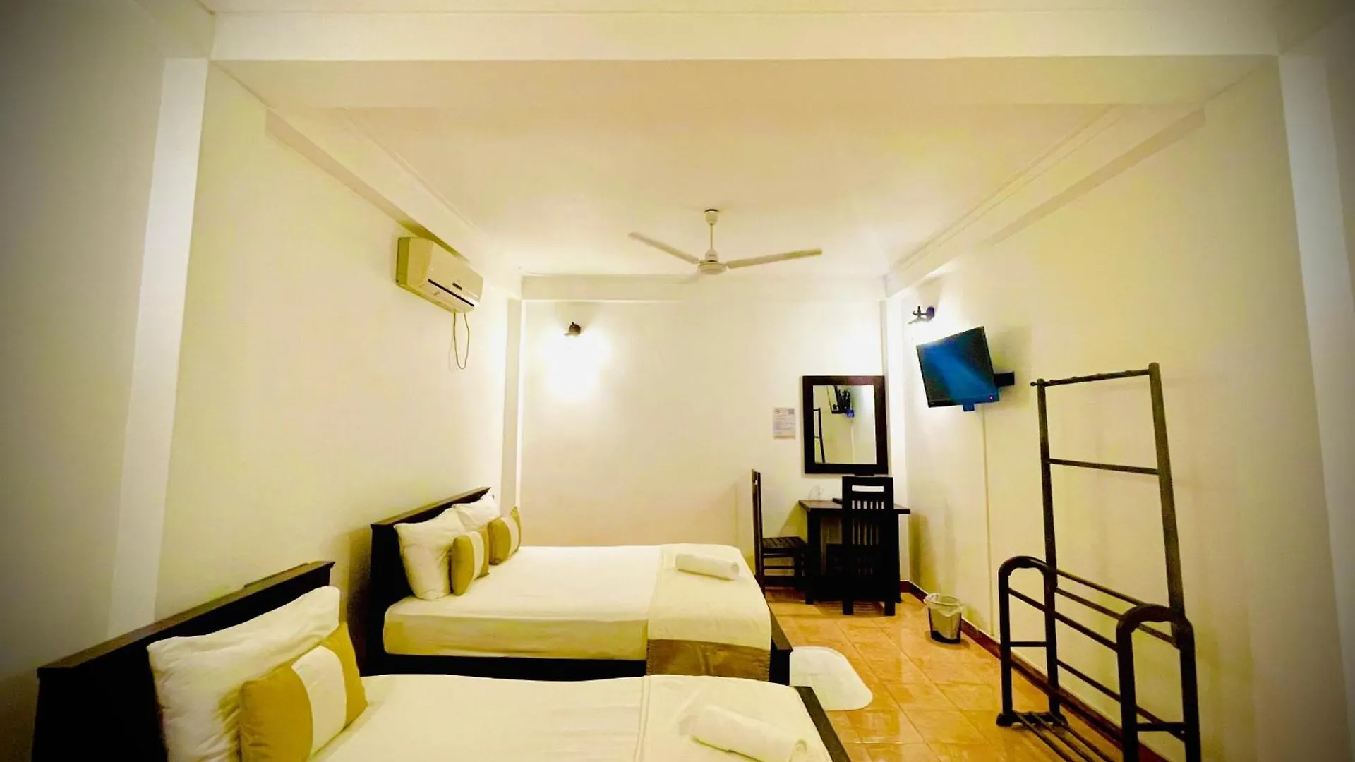 Hotel Grand Casa Kandy