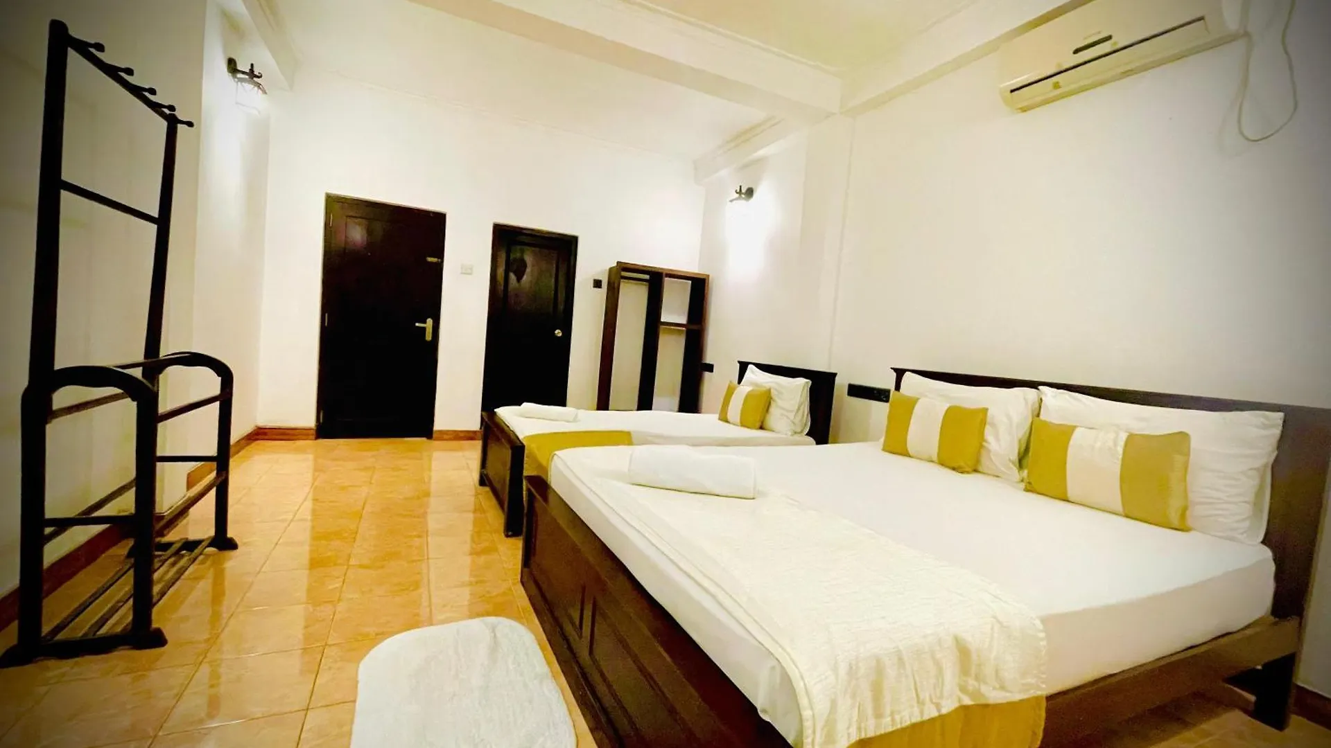 Hotel Grand Casa Kandy 3*,